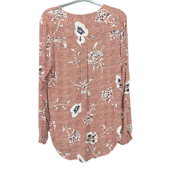 Brina & Em Floral Long Sleeve Rayon Blouse Small NWT High-Low Hem - Picture 2 of 7